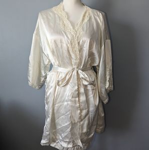Victoria's secret 90s robe